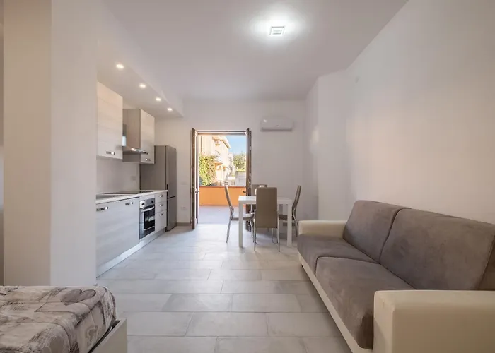 Dimoras 4 Guests Parking * Olbia